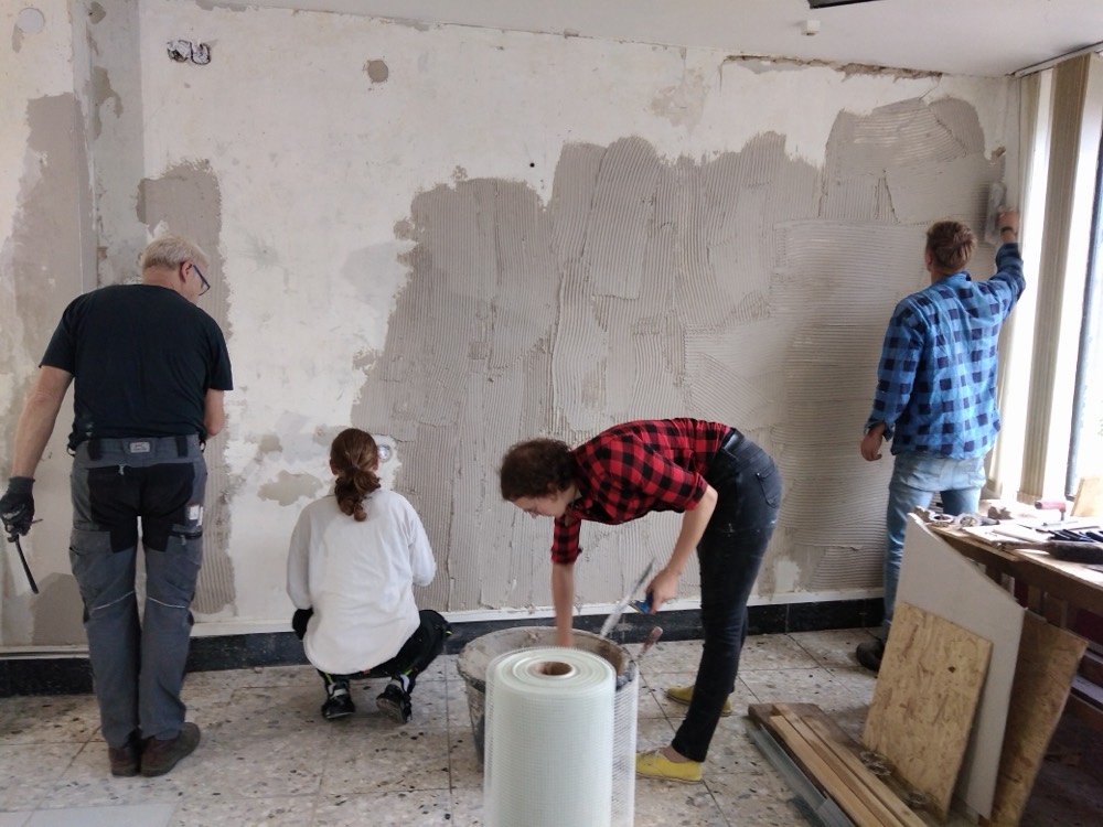 2023: Renovierung der Räume des ehemaligen Friseursalons im Ortskern von Wehrda