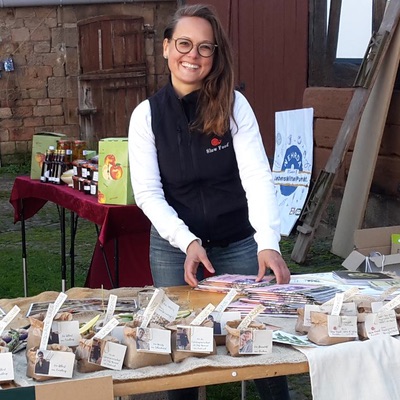 Portrait von Tanja am Slow-Food-Infostand